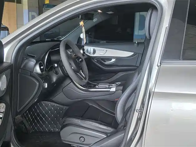 Mercedes-Benz GLC 2020 — фото 13