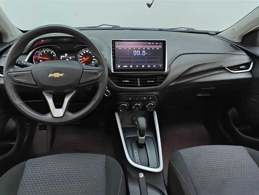 Chevrolet Cavalier 2020 — фото 12