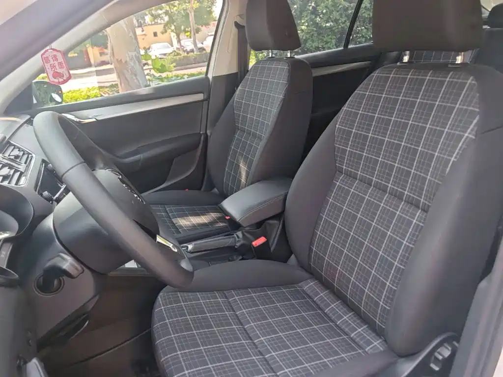 Skoda Octavia 2019 — фото 15