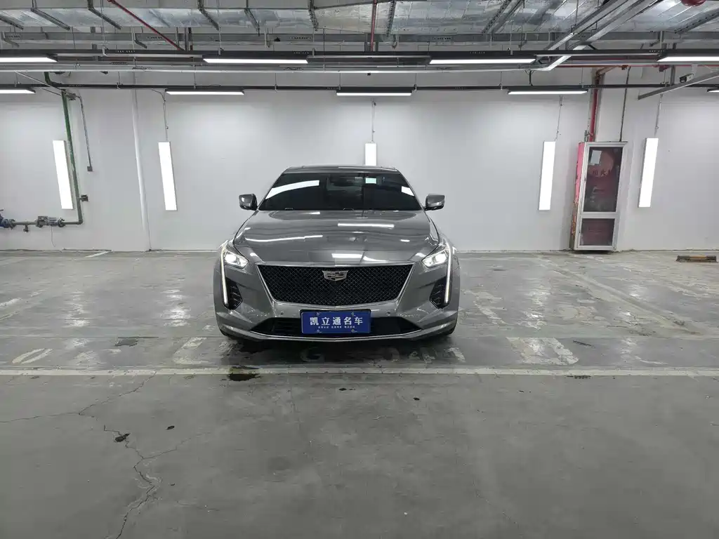 Cadillac CT6 2023 — фото 2