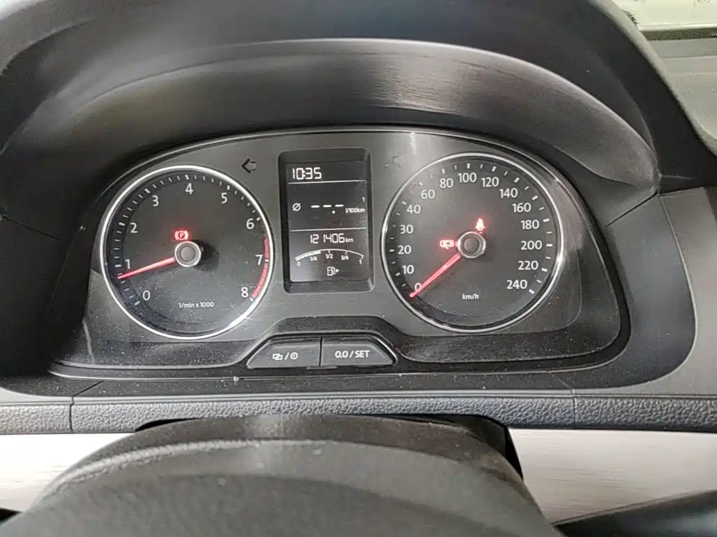 Volkswagen Lavida 2015