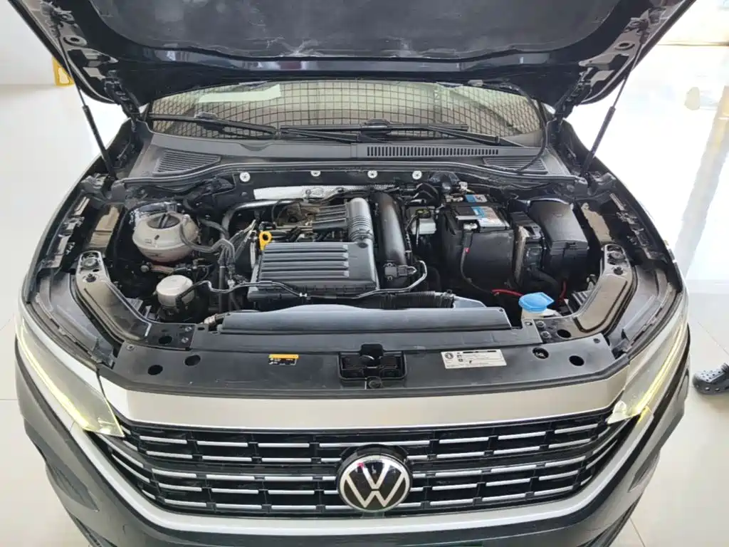 Volkswagen Passat 2023 — фото 20
