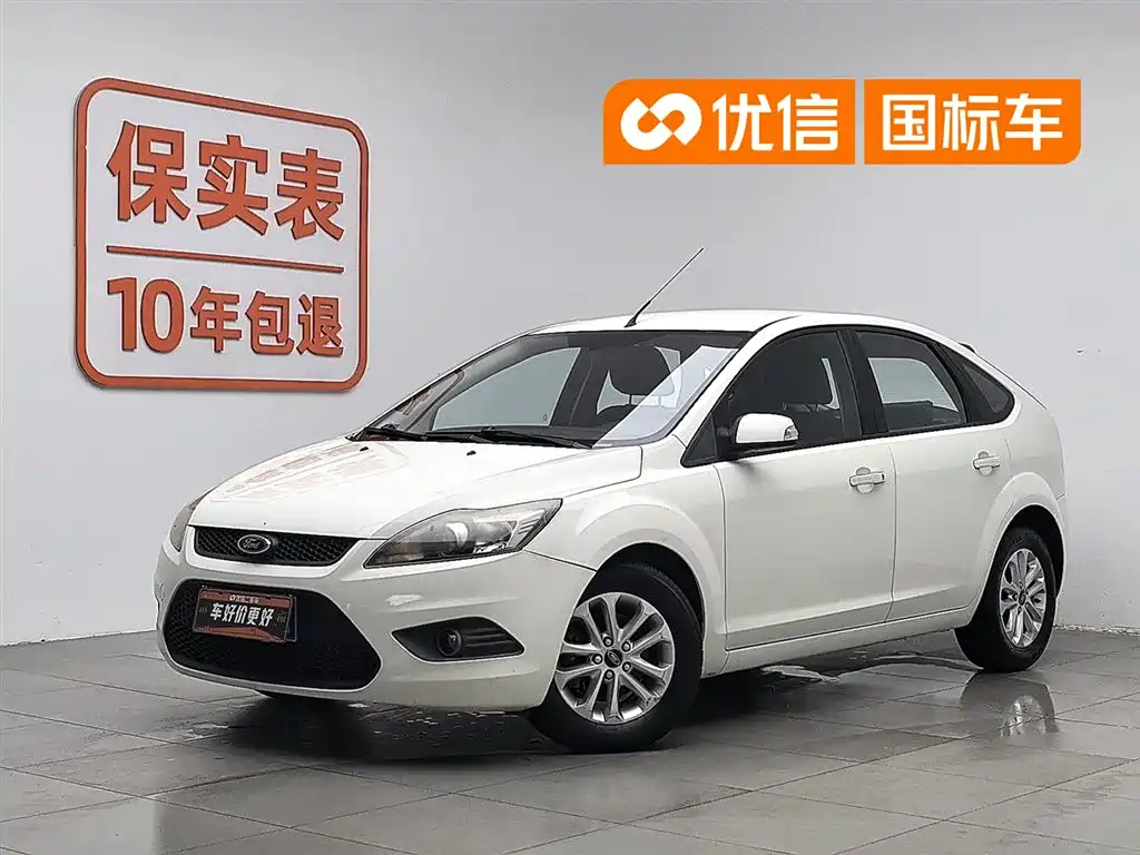 Ford Focus 2013 — фото 1