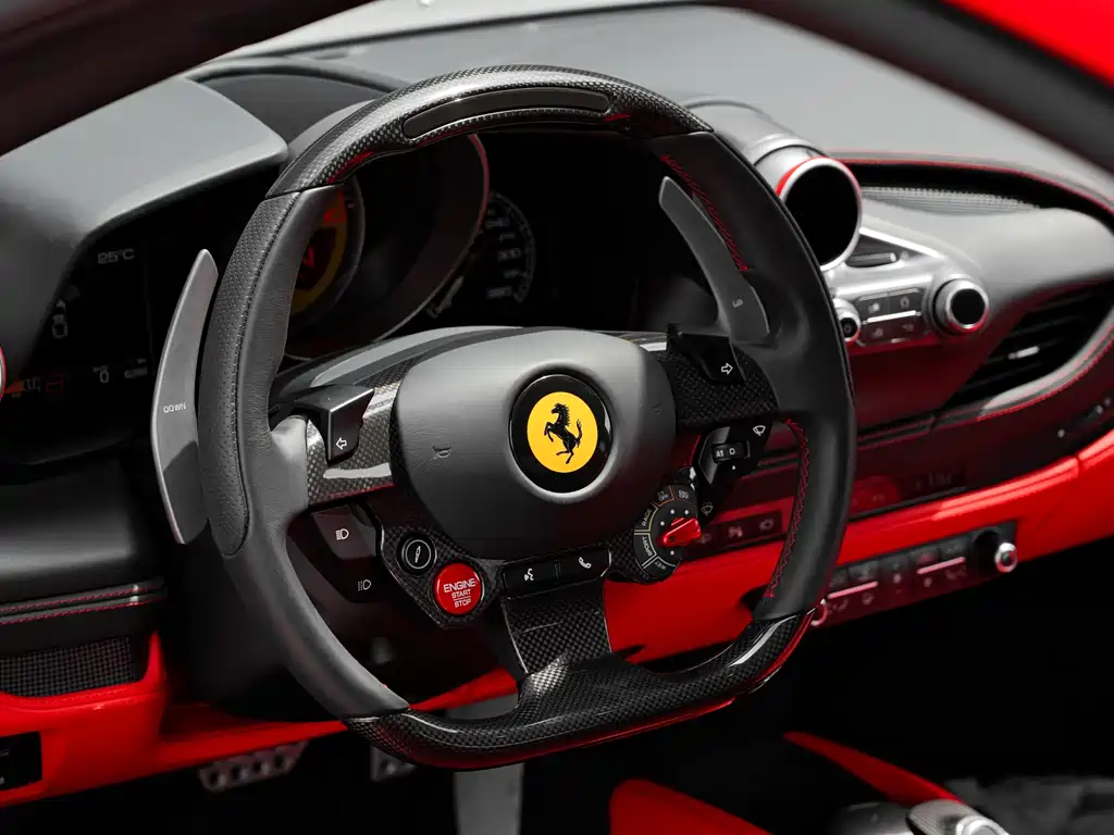 Ferrari F8 2023 — фото 19