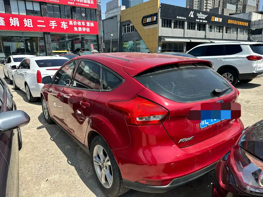Ford Focus 2018 — фото 4