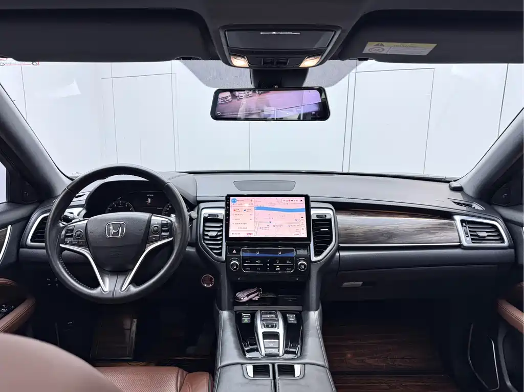 Honda UR-V 2017 — фото 18