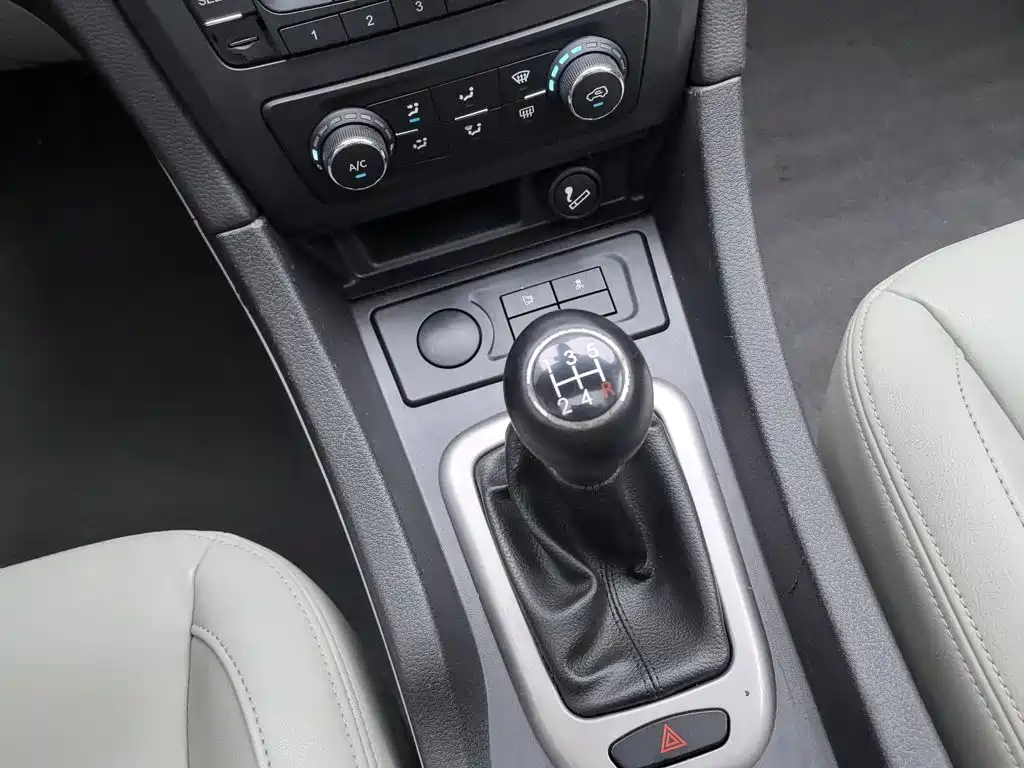 BAIC Shenbao D50 2015 — фото 13