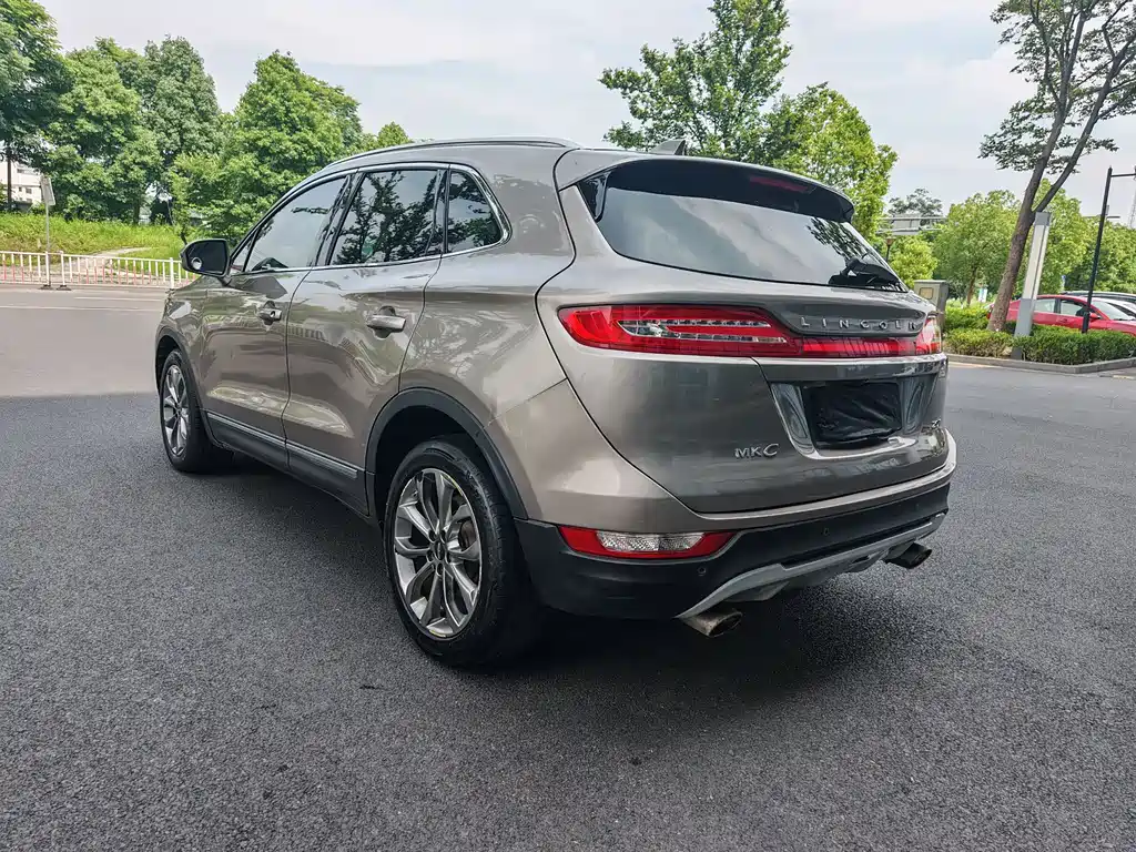 Lincoln MKC 2018 — фото 8