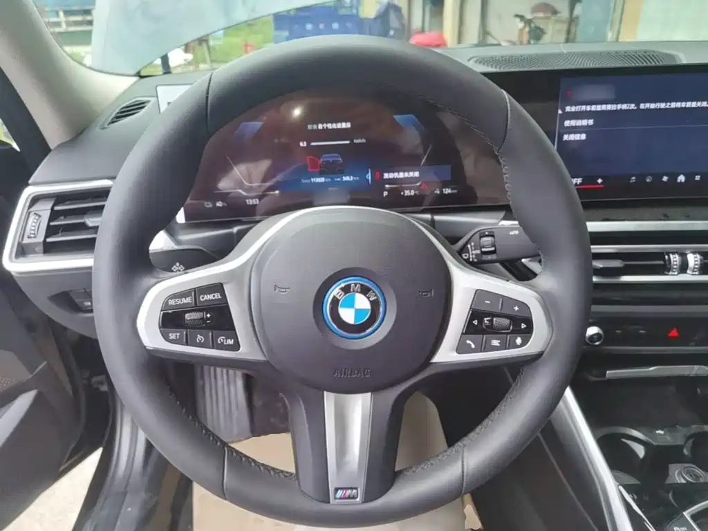 BMW i3 2023 — фото 11