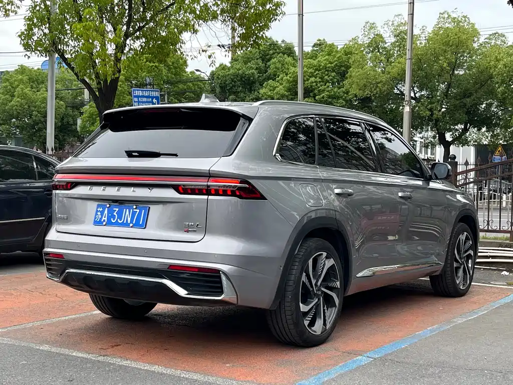 Geely Xingyue L 2022 — фото 4