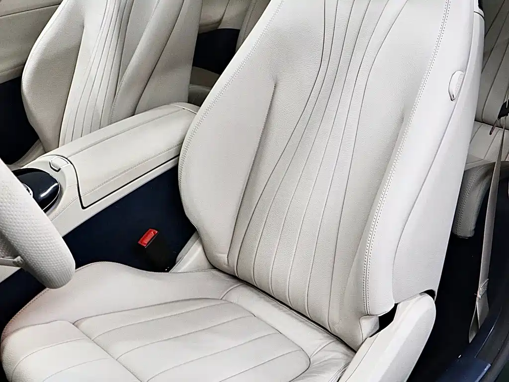 Mercedes-Benz E-Class 2023 — фото 12