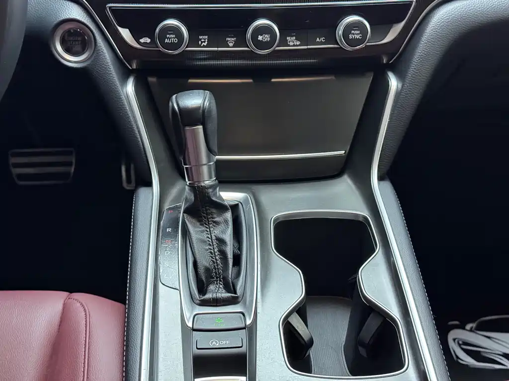 Honda Accord 2022 — фото 12