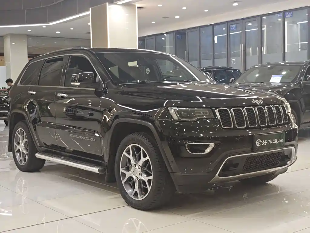Jeep Grand Cherokee 2020 — фото 3