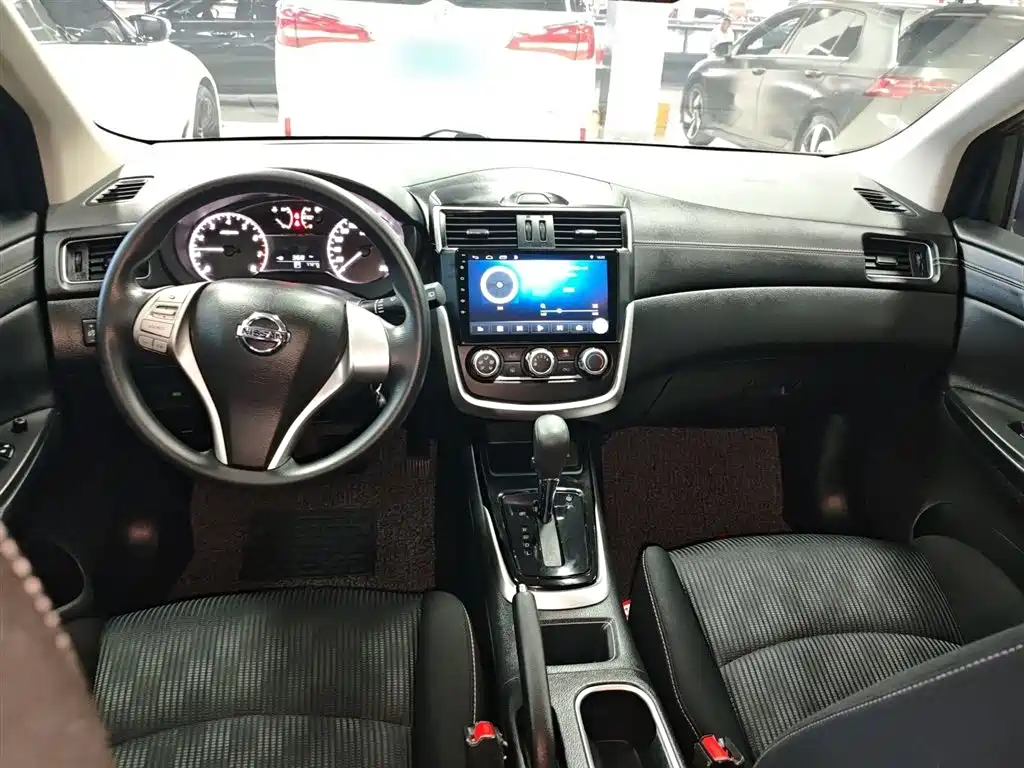 Nissan Tiida 2019 — фото 6