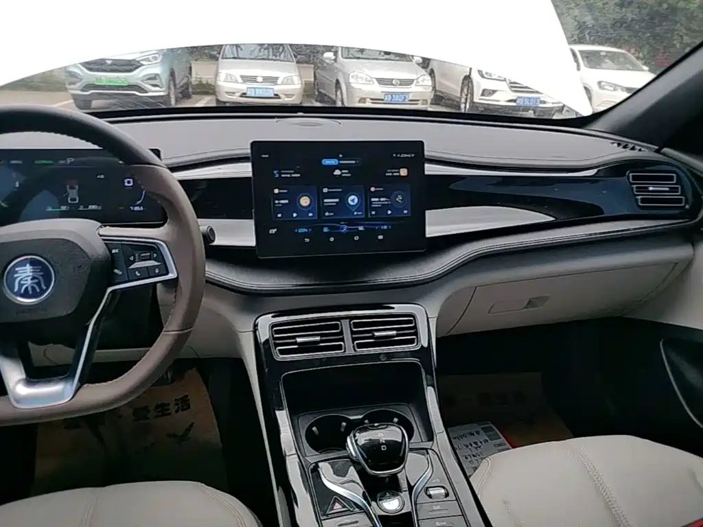 BYD Qin PLUS 2025 — фото 13