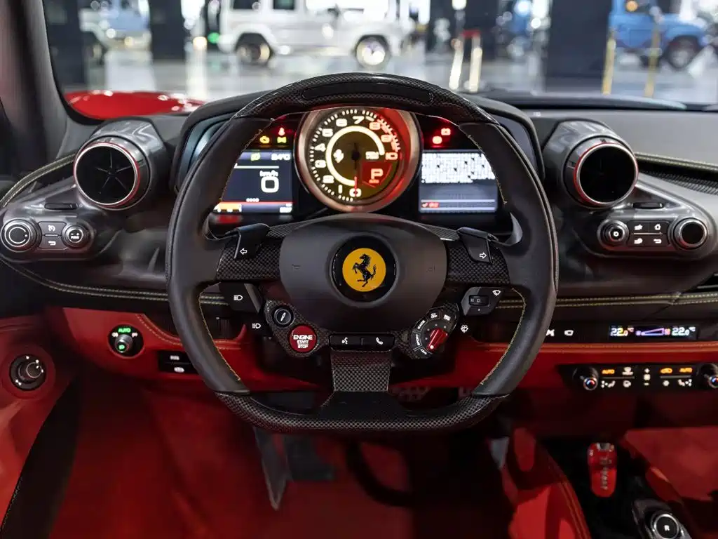 Ferrari F8 2022 — фото 11