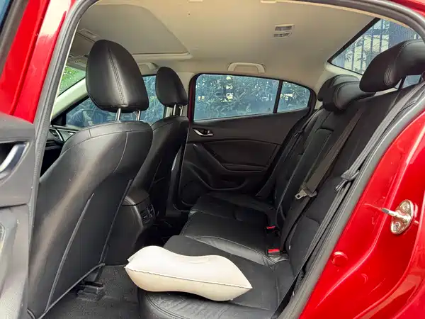 Mazda 3 Axela 2019