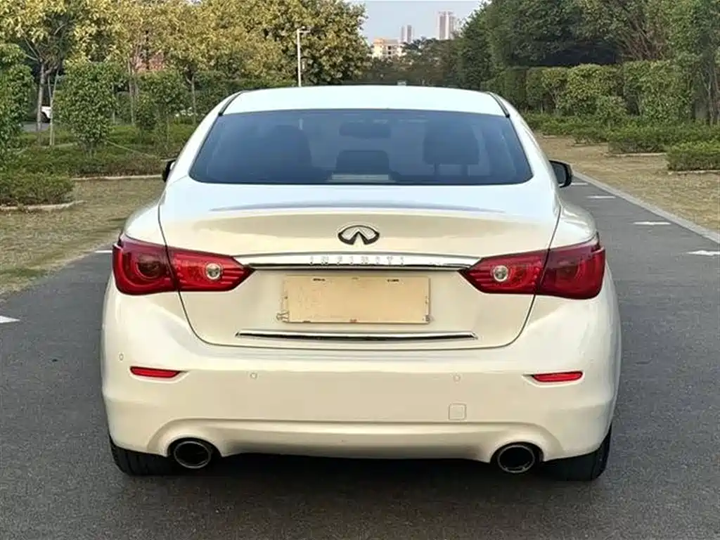 Infiniti Q50L 2016 — фото 8