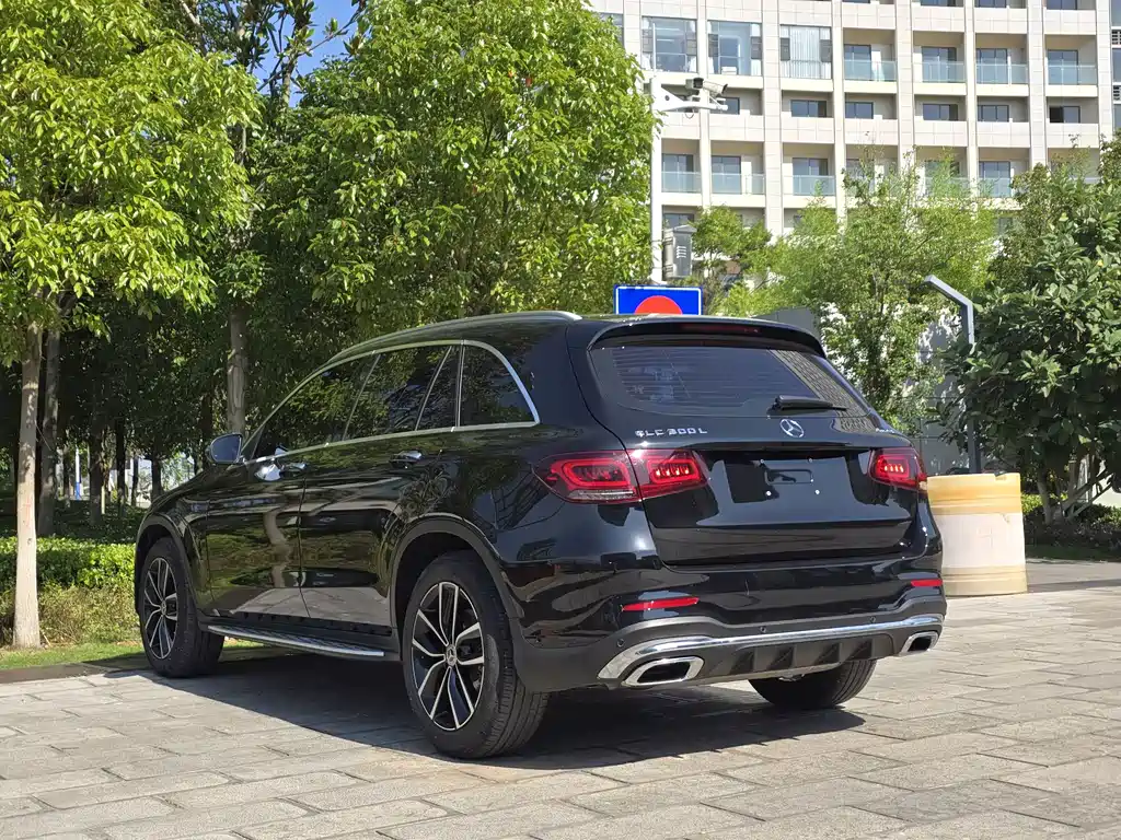 Mercedes-Benz GLC 2021 — фото 12