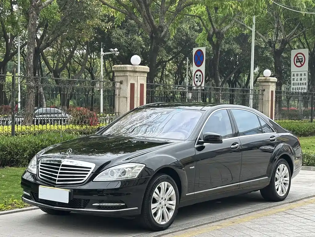 Mercedes-Benz S-Class 2011 — фото 1
