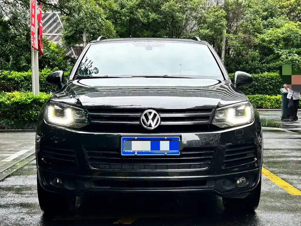 Volkswagen Touareg 2014 — фото 2