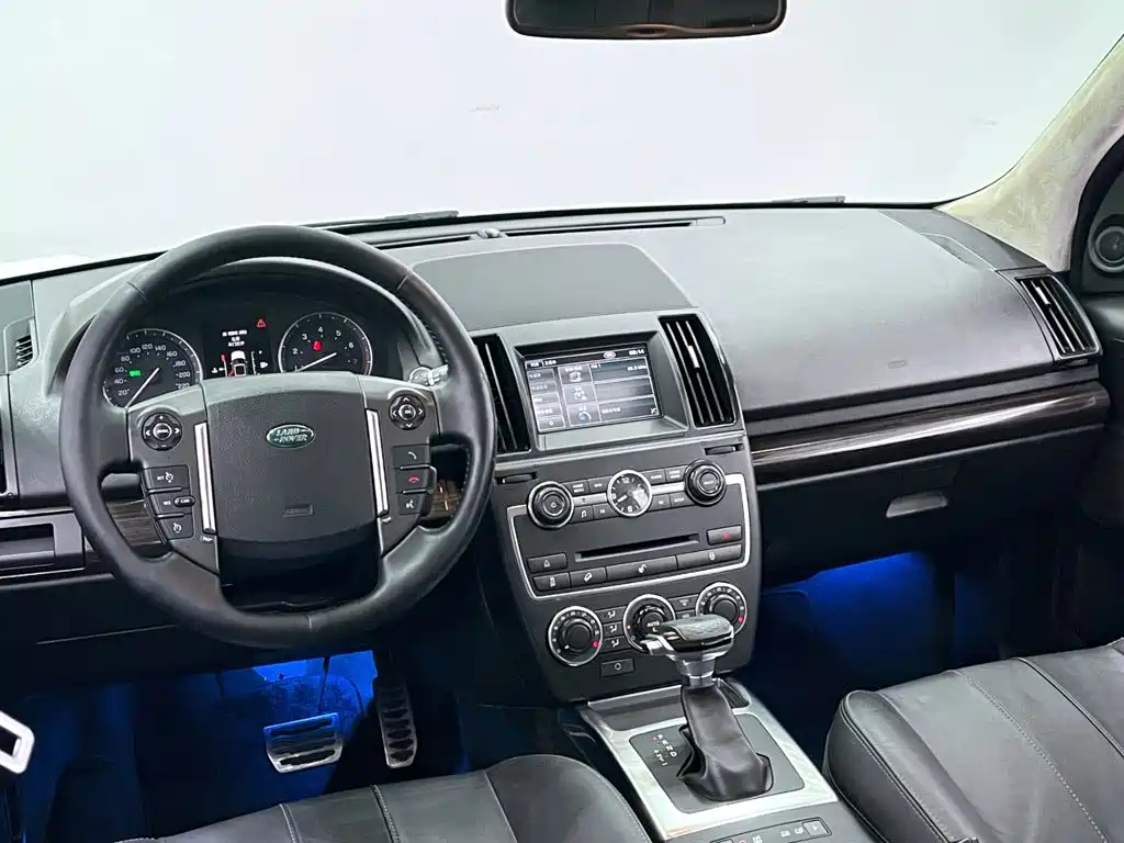 Land Rover Freelander 2 2013 — фото 17