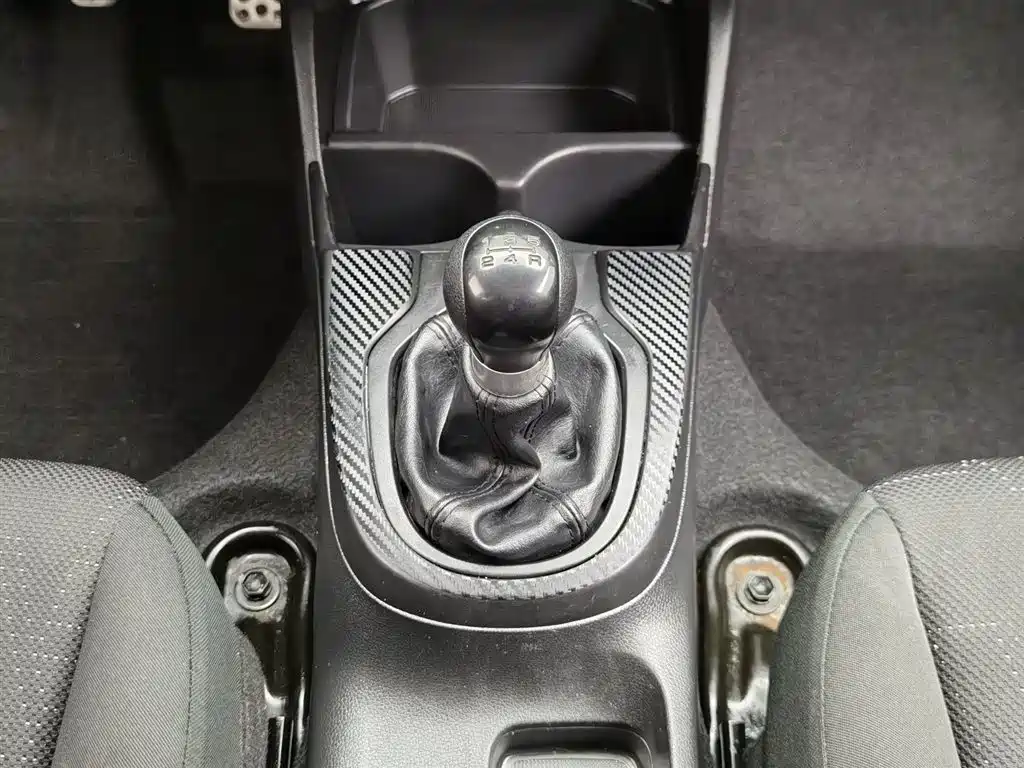 Honda Fit 2017 — фото 13