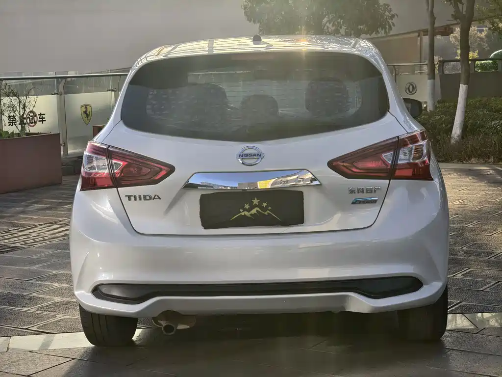 Nissan Tiida 2019 — фото 8