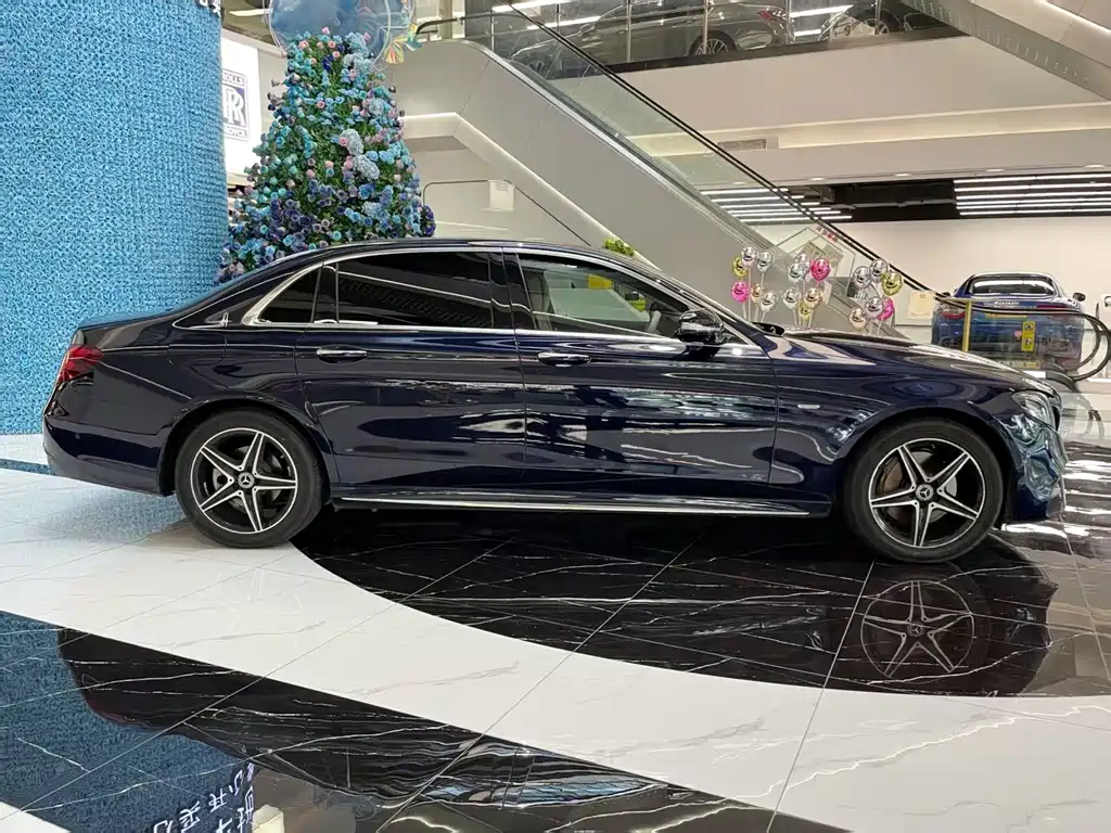 Mercedes-Benz E-Class 2020 — фото 6