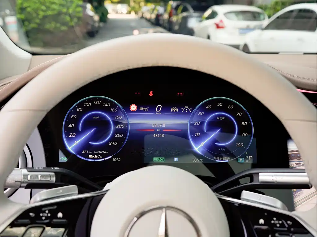 Mercedes-Benz EQS SUV 2023 — фото 9