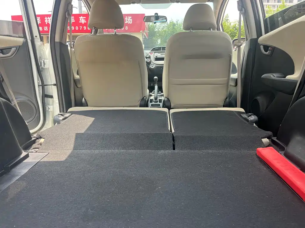Honda Fit 2012 — фото 10