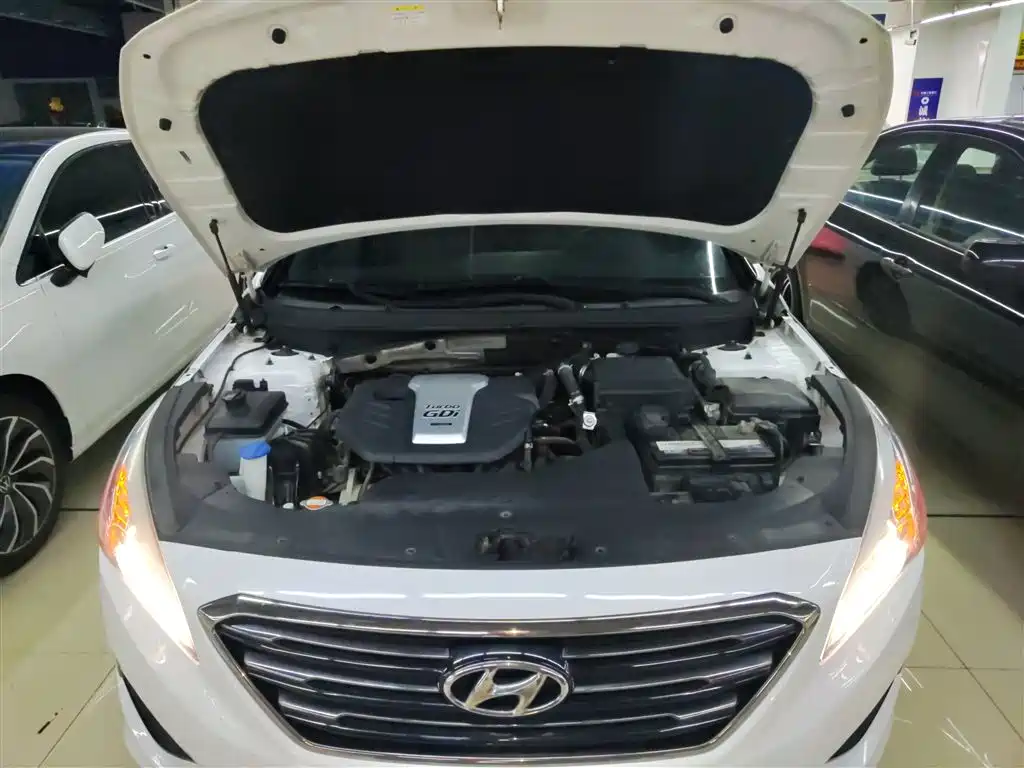 Hyundai Sonata 2016 — фото 20
