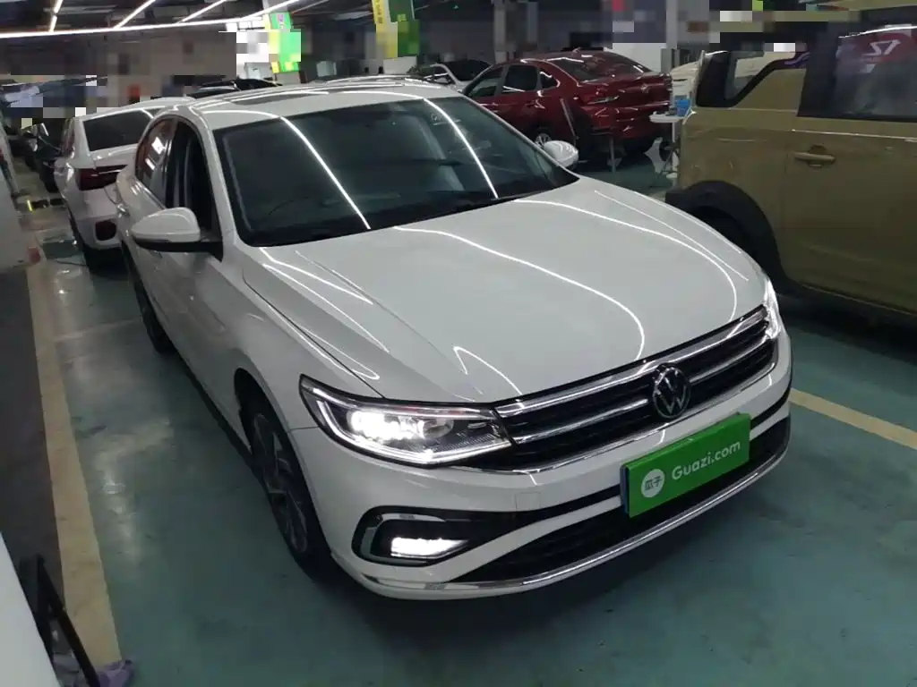 Volkswagen Bora 2023