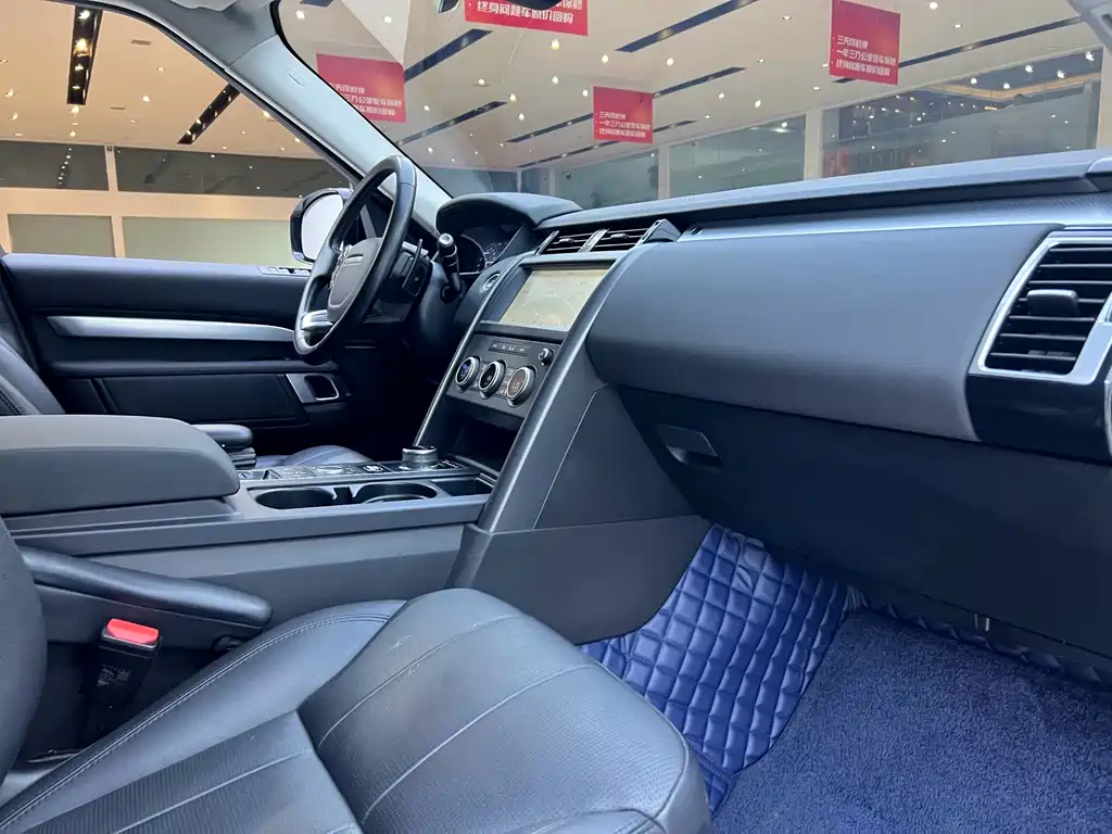 Land Rover Discovery 2020 — фото 13