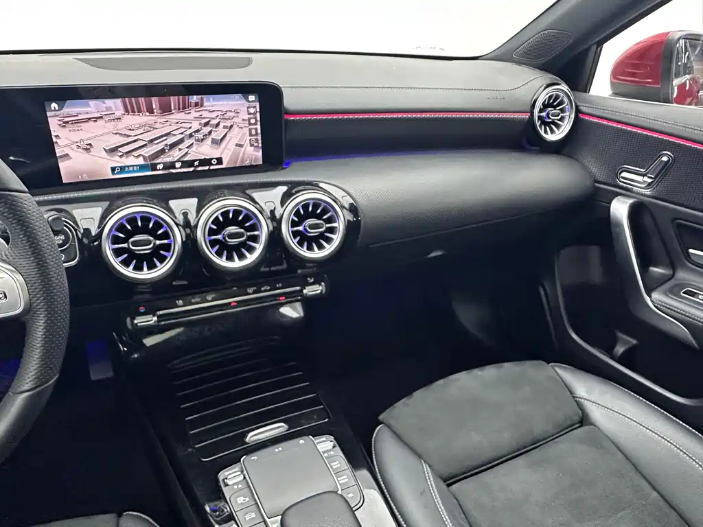 Mercedes-Benz A-Class 2023 — фото 15