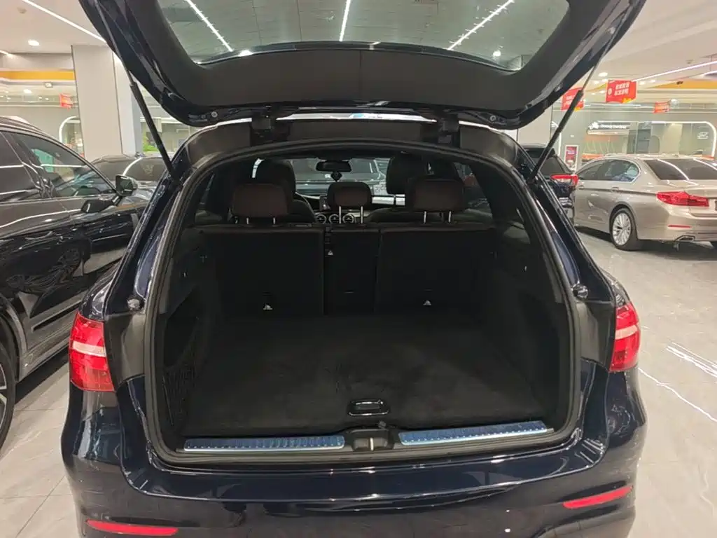 Mercedes-Benz GLC 2017 — фото 19