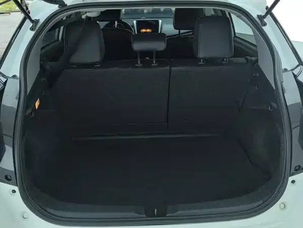 Toyota Yaris L 2022