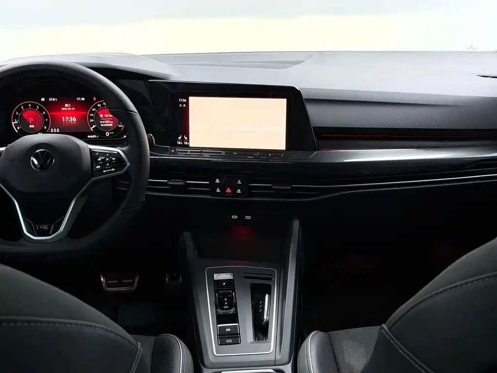 Volkswagen Golf 2023