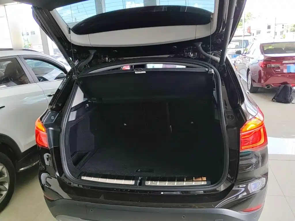 BMW X1 2019 — фото 19