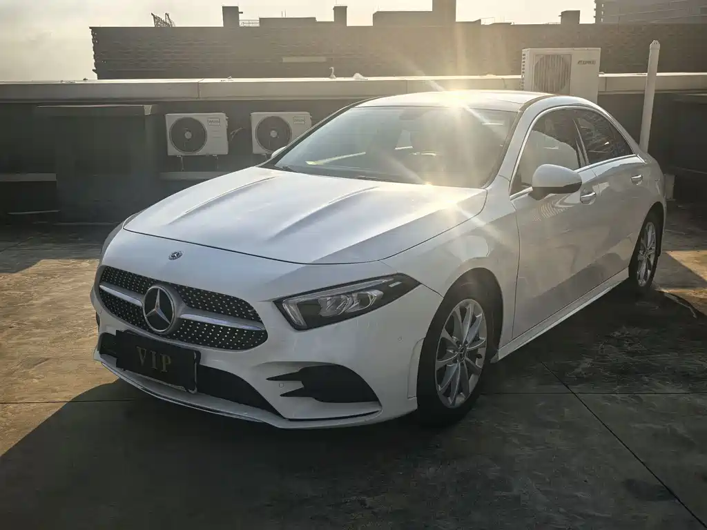Mercedes-Benz A-Class 2020 — фото 1