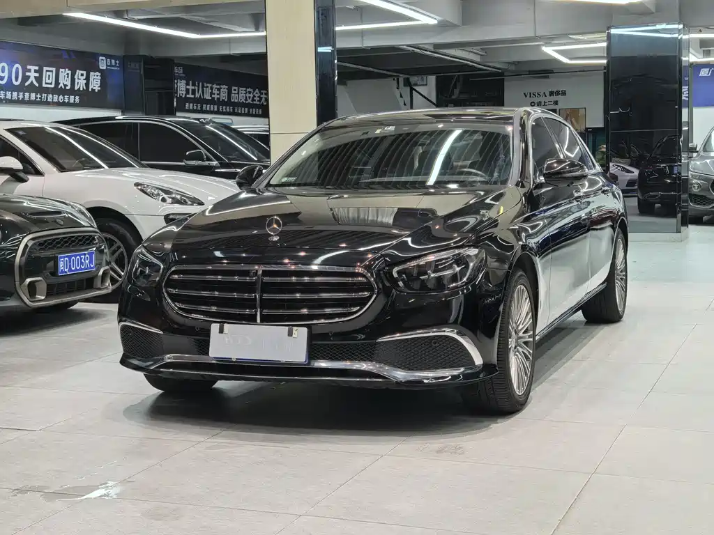Mercedes-Benz E-Class 2022