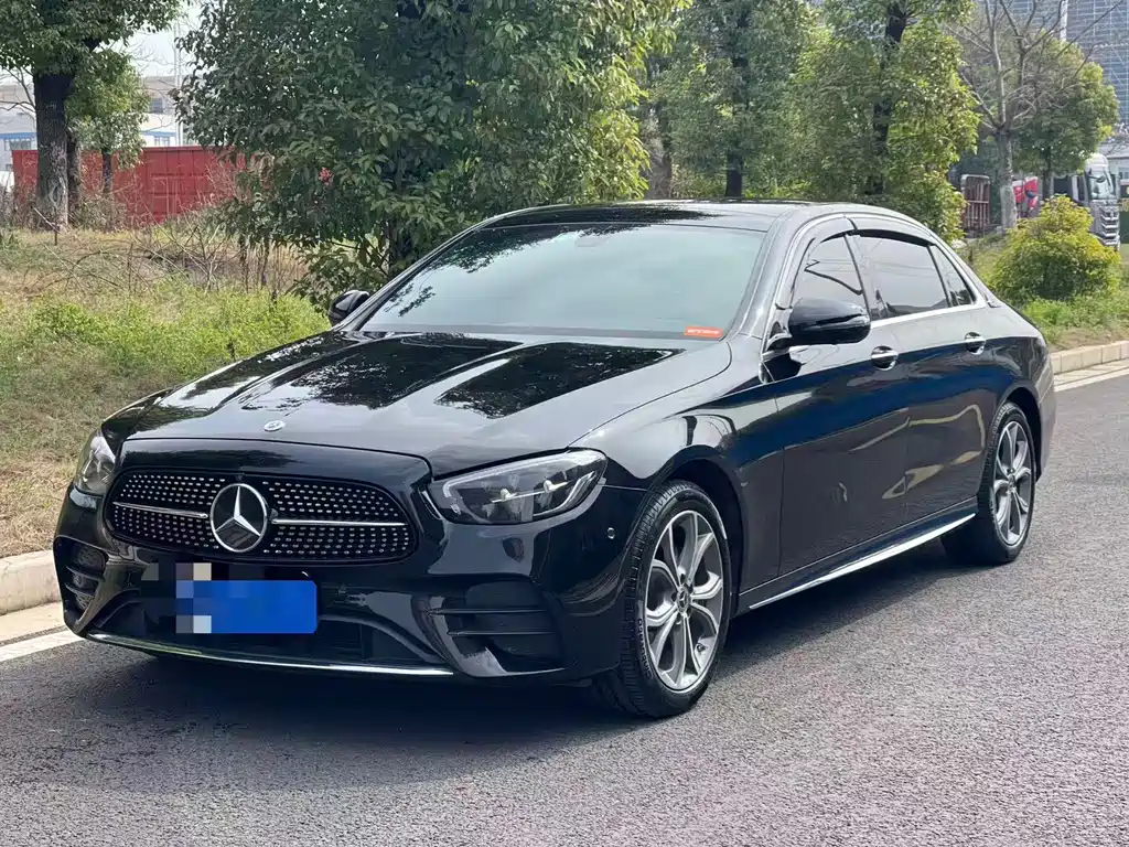 Mercedes-Benz E-Class 2021 — фото 1