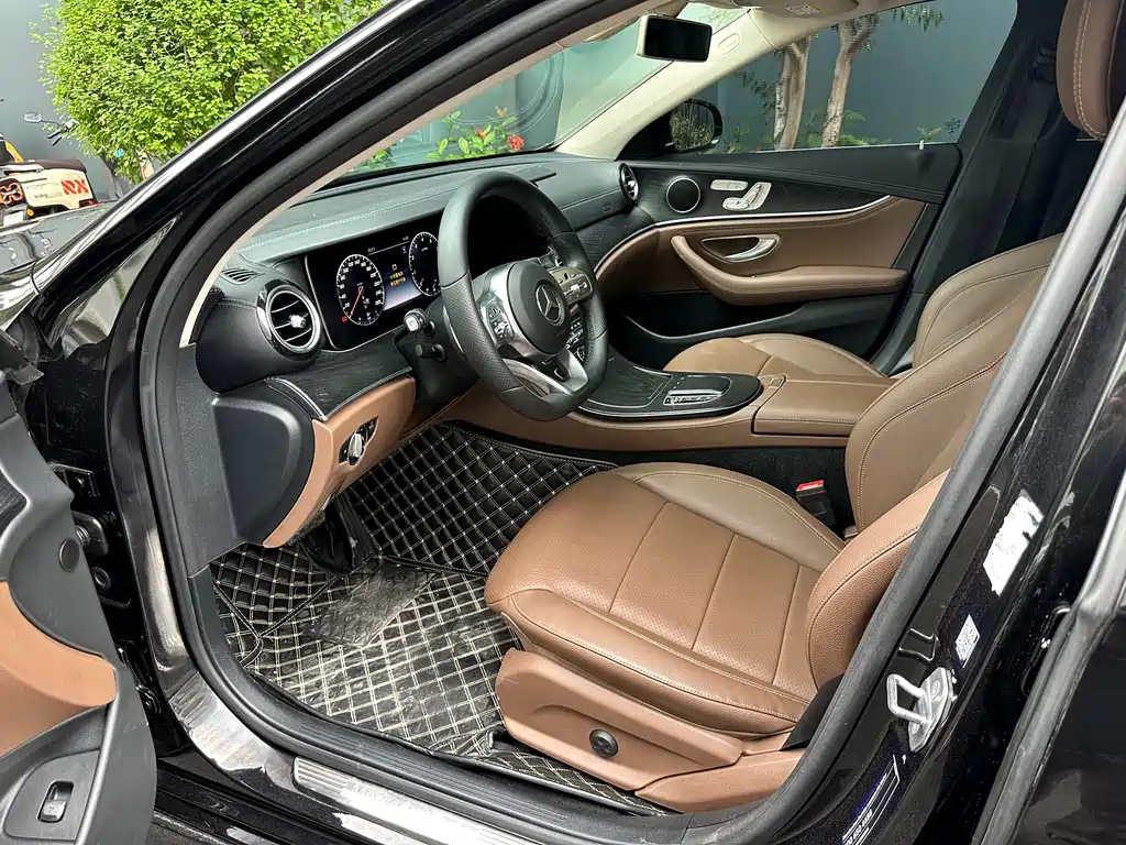 Mercedes-Benz E-Class 2019 — фото 6