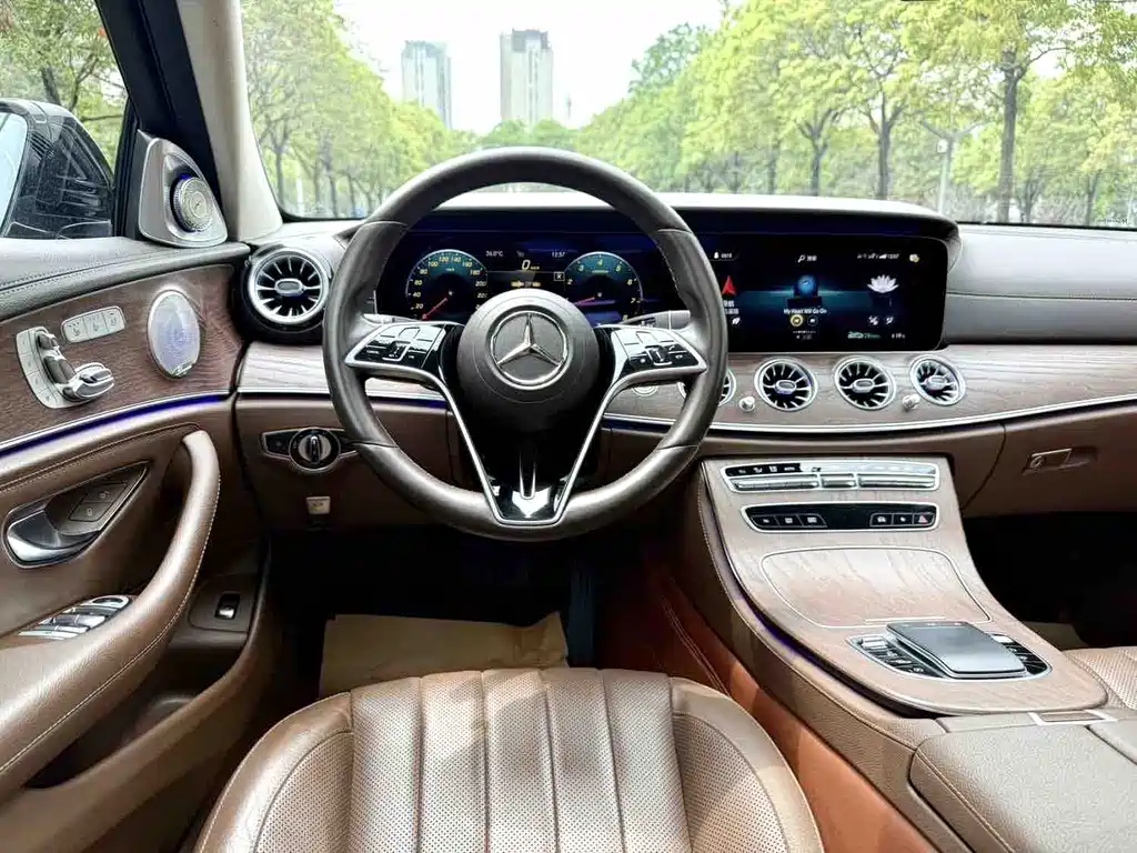 Mercedes-Benz E-Class 2021
