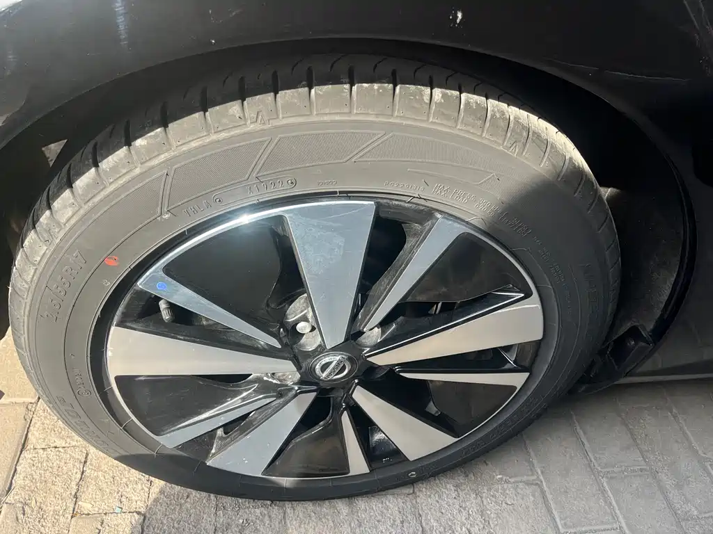 Nissan Teana 2022 — фото 10