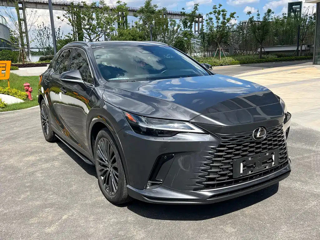 Lexus RX 2023