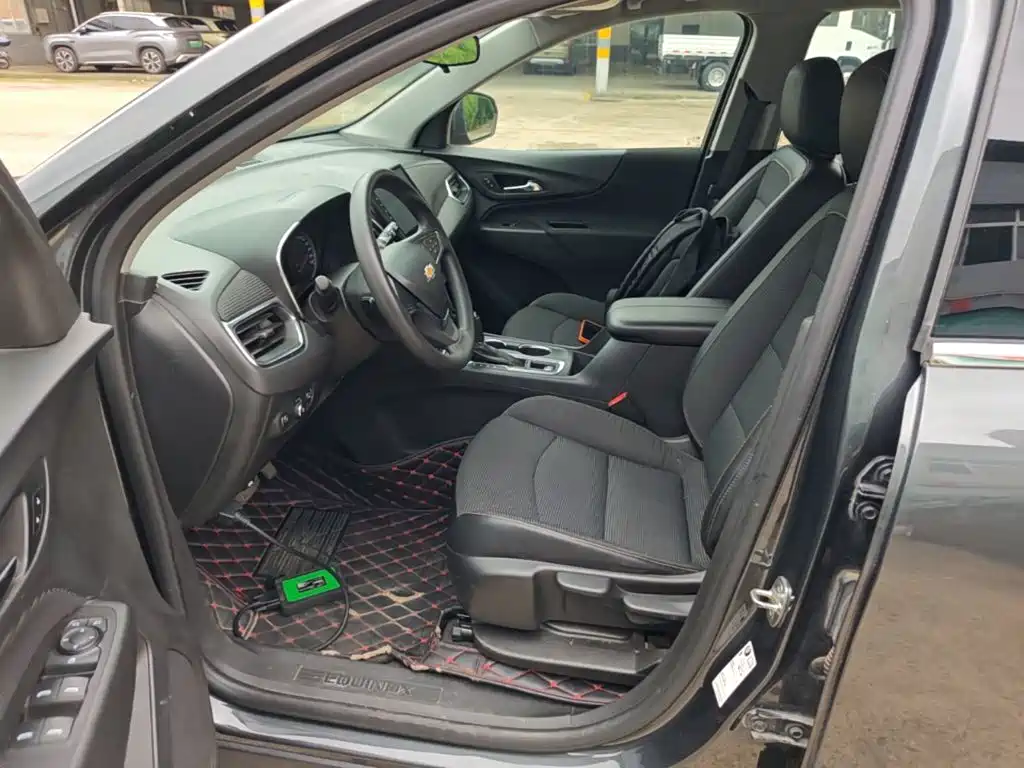 Chevrolet Equinox 2017 — фото 15