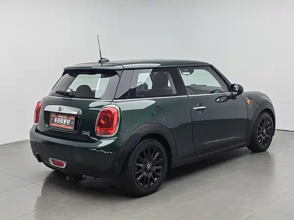 MINI 2016