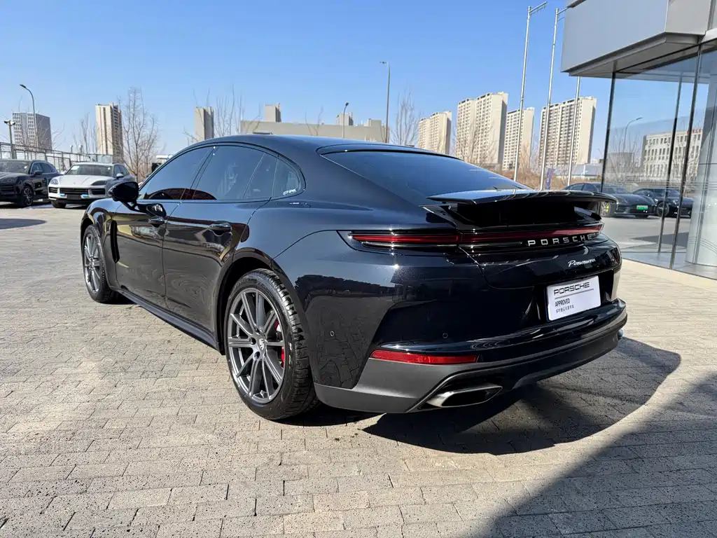 Porsche Panamera 2025 — фото 13