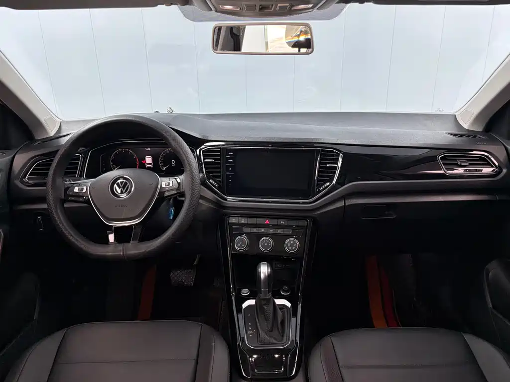 Volkswagen T-Roc 2023